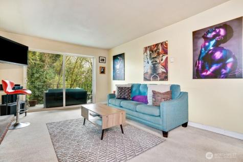 4525 S Henderson Street Seattle WA 98118
