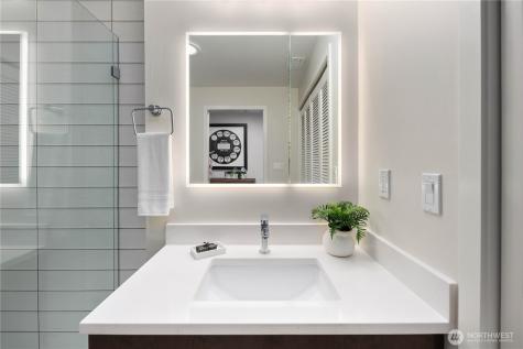 8627 30th Avenue SW Seattle WA 98126