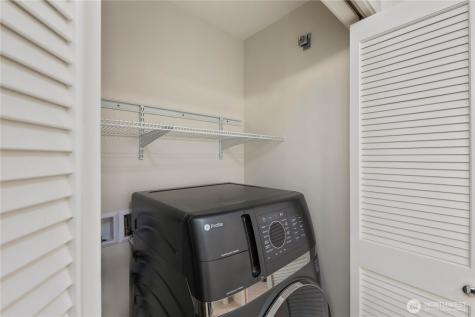 8627 30th Avenue SW Seattle WA 98126