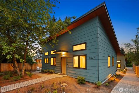 8627 30th Avenue SW Seattle WA 98126