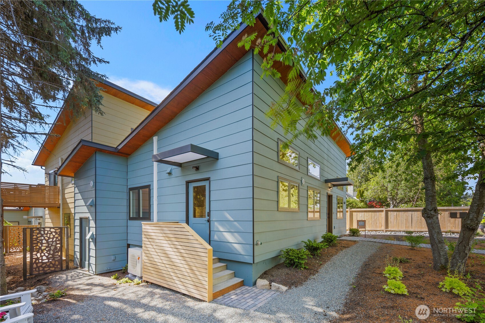 8627 30th Avenue SW Seattle WA 98126