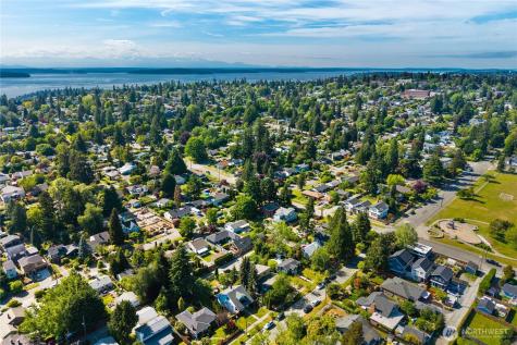 8627 30th Avenue SW Seattle WA 98126