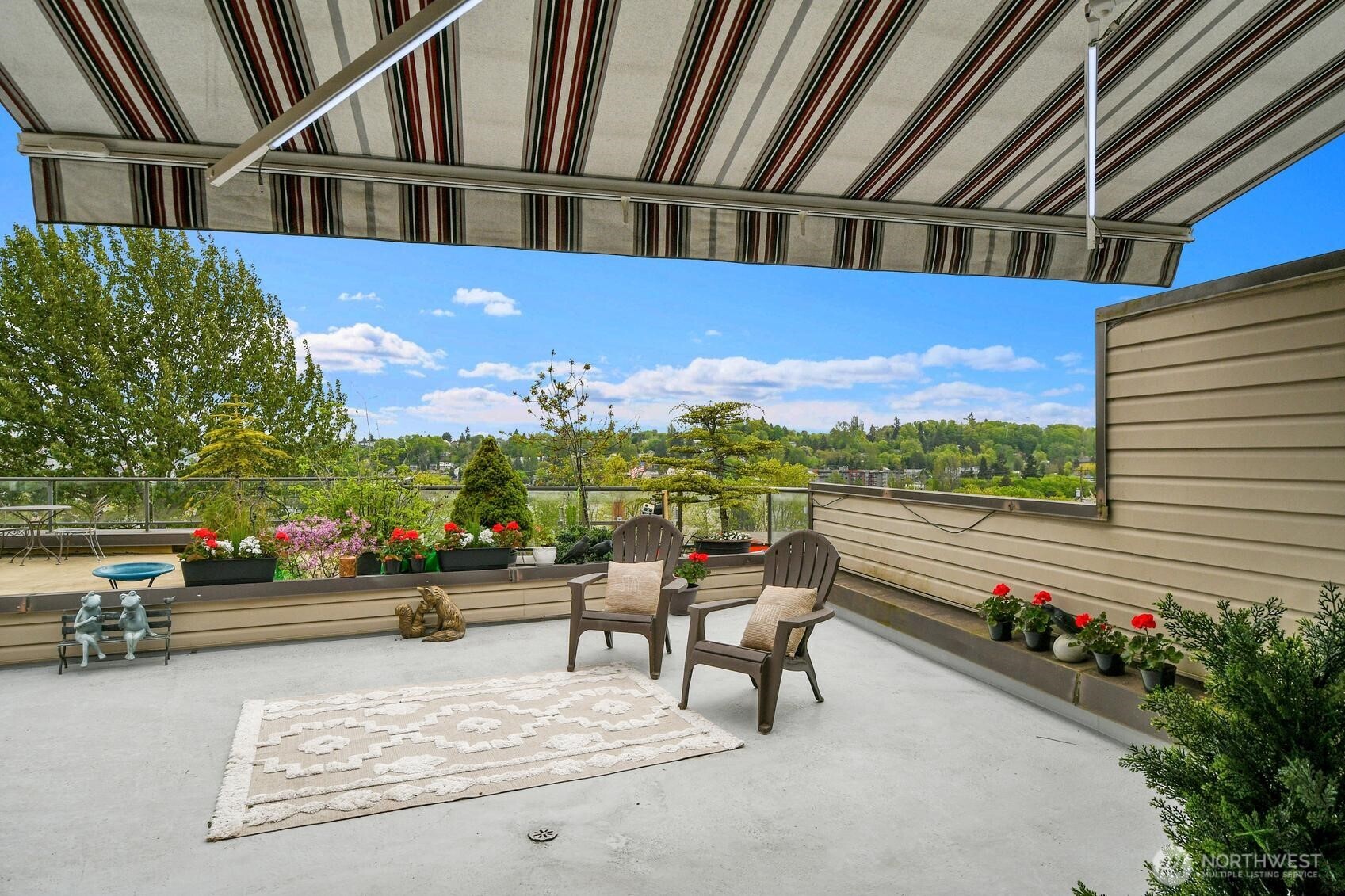 3022 SW Bradford Street Seattle WA 98126