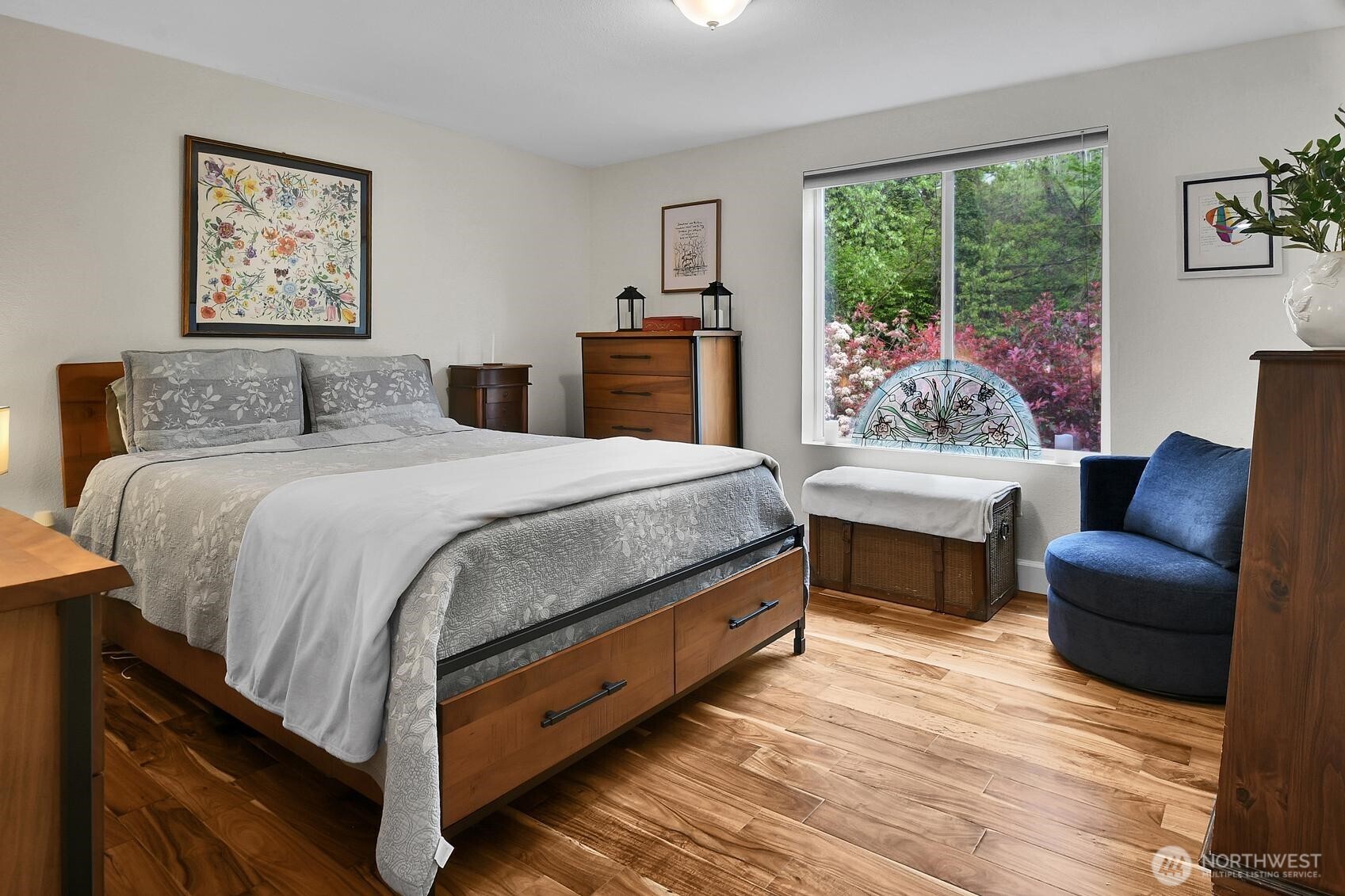 3022 SW Bradford Street Seattle WA 98126