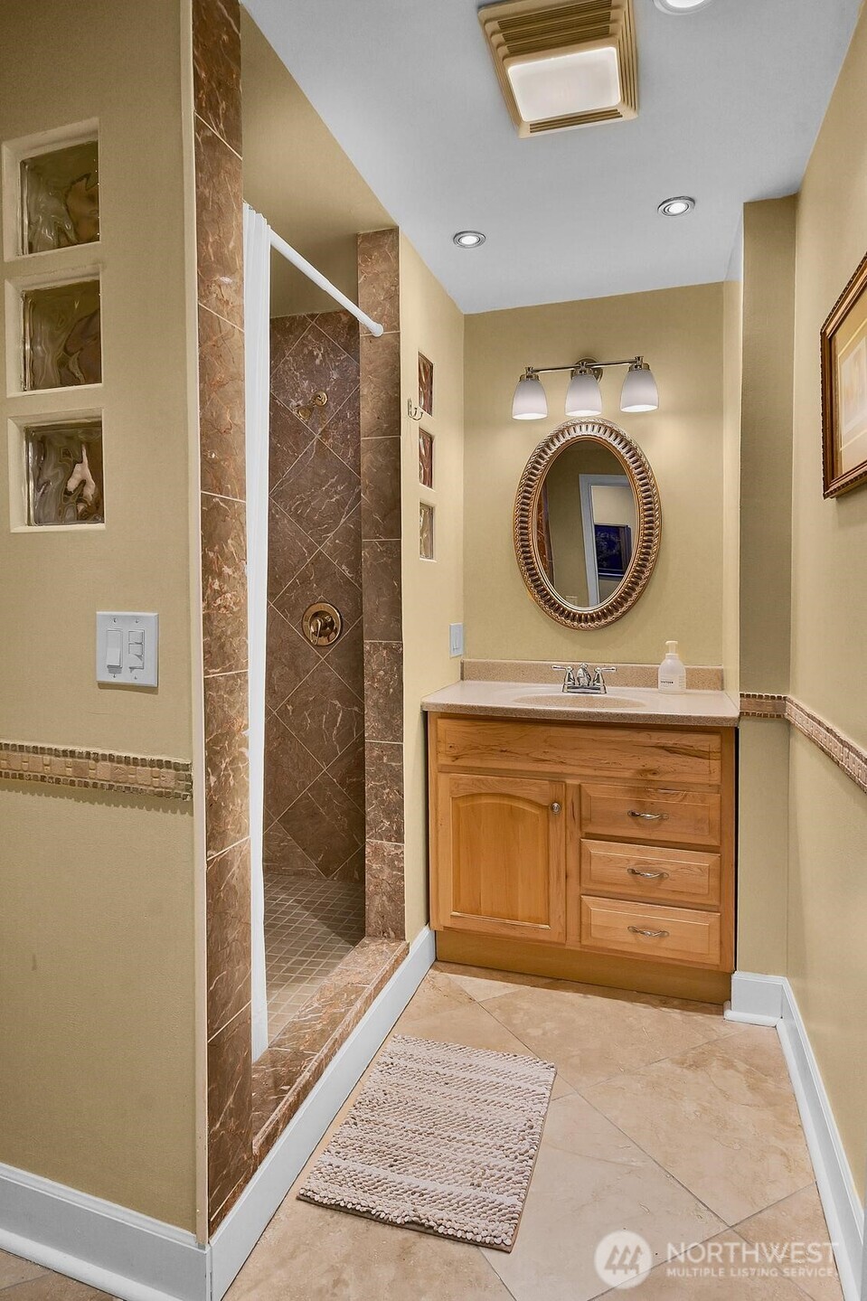 3022 SW Bradford Street Seattle WA 98126