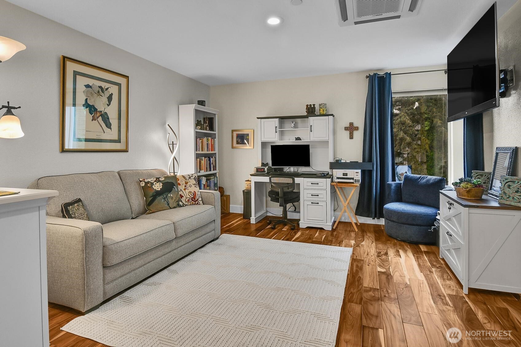 3022 SW Bradford Street Seattle WA 98126