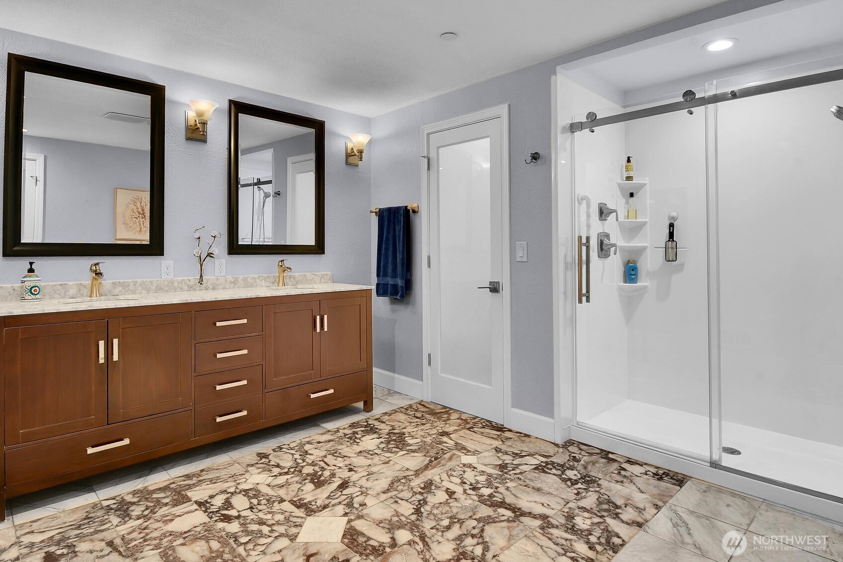 3022 SW Bradford Street Seattle WA 98126