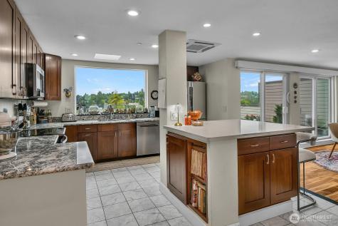 3022 SW Bradford Street Seattle WA 98126