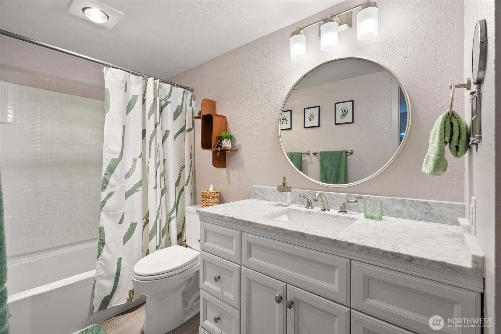 26435 Pennsylvania Avenue NE Kingston WA 98346