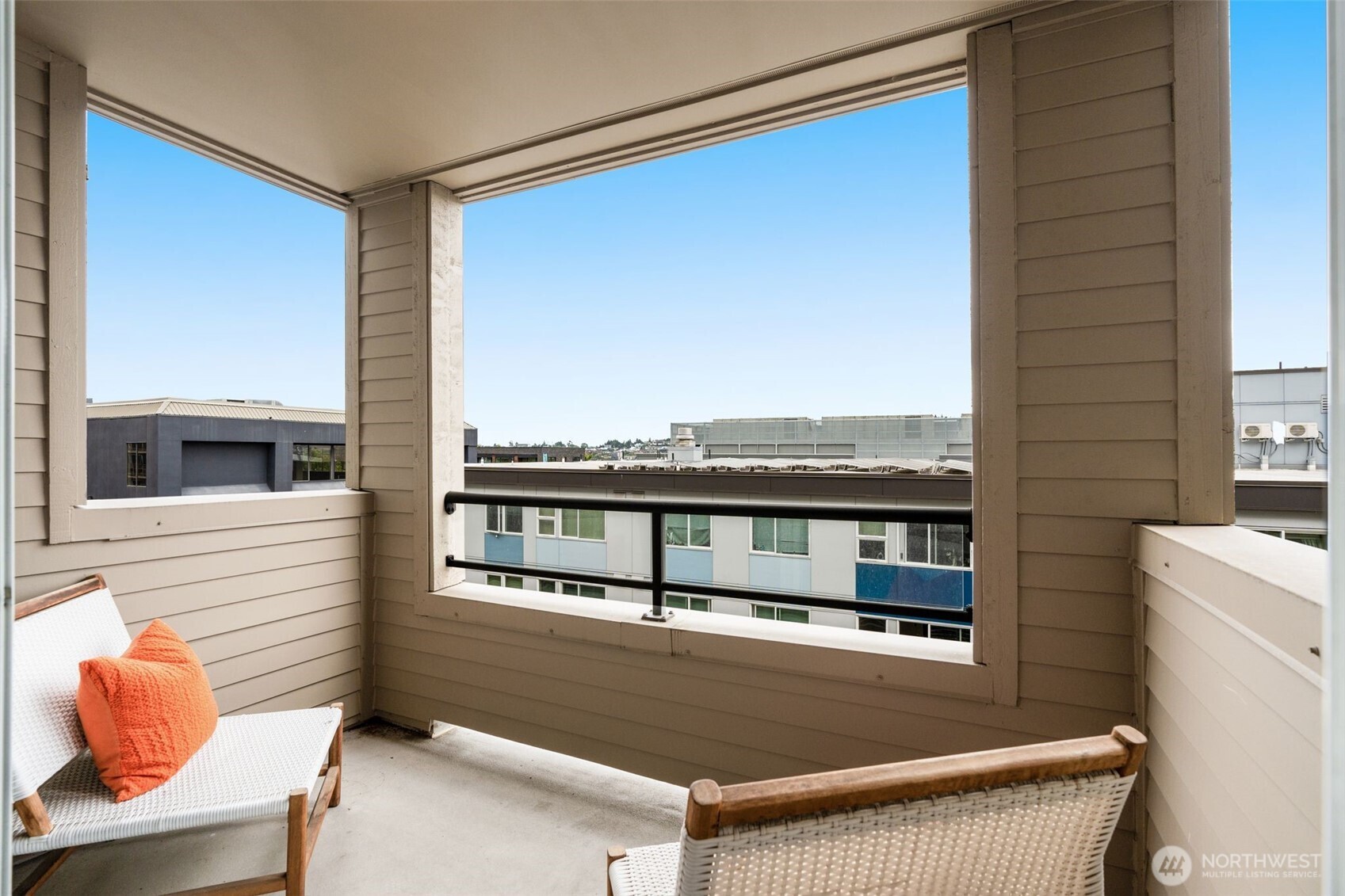1504 Aurora Avenue N Seattle WA 98109