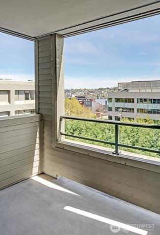 1504 Aurora Avenue N Seattle WA 98109