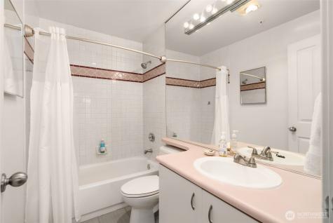 1504 Aurora Avenue N Seattle WA 98109
