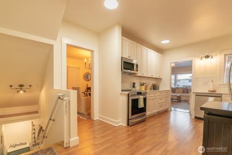 116 4th Avenue N Edmonds WA 98020