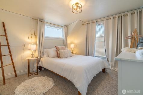 116 4th Avenue N Edmonds WA 98020