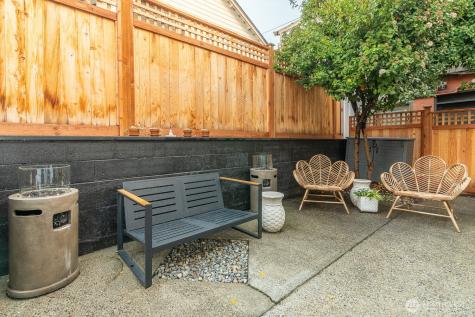 116 4th Avenue N Edmonds WA 98020