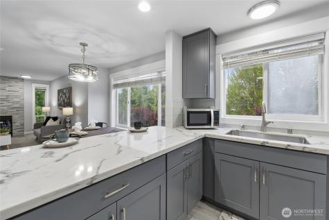 20824 70th Avenue W Lynnwood WA 98036