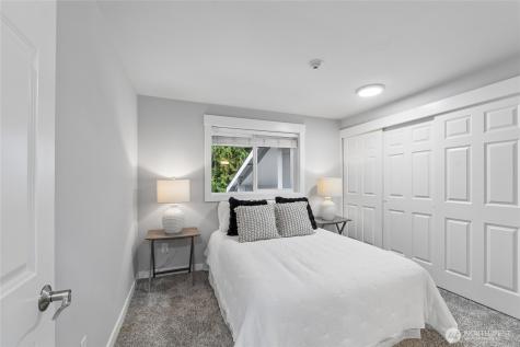 20824 70th Avenue W Lynnwood WA 98036