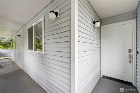 20824 70th Avenue W Lynnwood WA 98036
