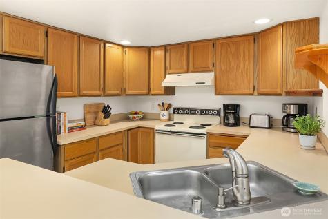 118 SW 116th Street Seattle WA 98146