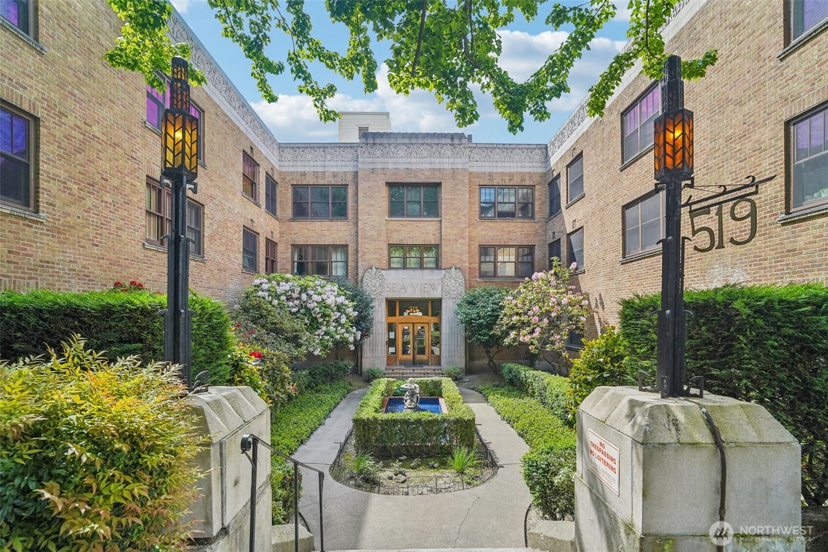 519 W Roy Street Seattle WA 98119