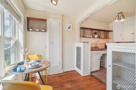 519 W Roy Street Seattle WA 98119
