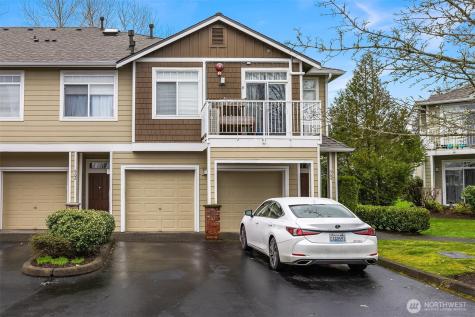 566 241st Lane SE Sammamish WA 98074