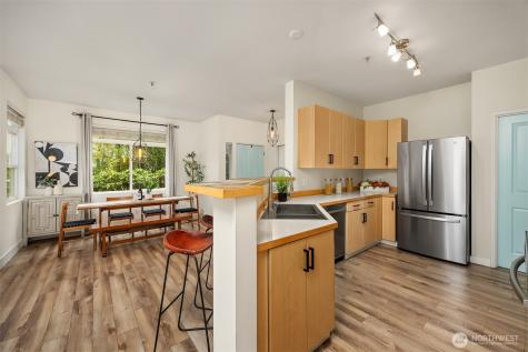 566 241st Lane SE Sammamish WA 98074
