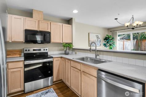 2001 120th Place SE Everett WA 98208