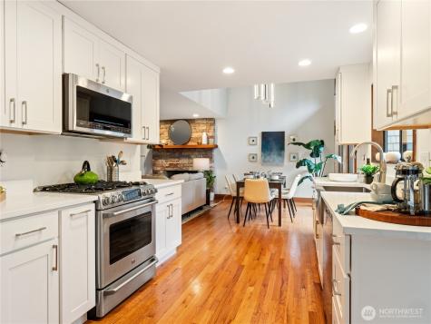17519 NE 38th Court Redmond WA 98052