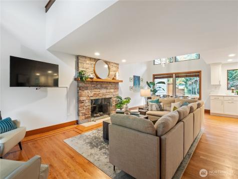 17519 NE 38th Court Redmond WA 98052