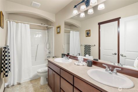 20920 2nd Avenue W Lynnwood WA 98036