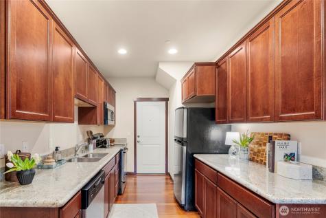 20920 2nd Avenue W Lynnwood WA 98036