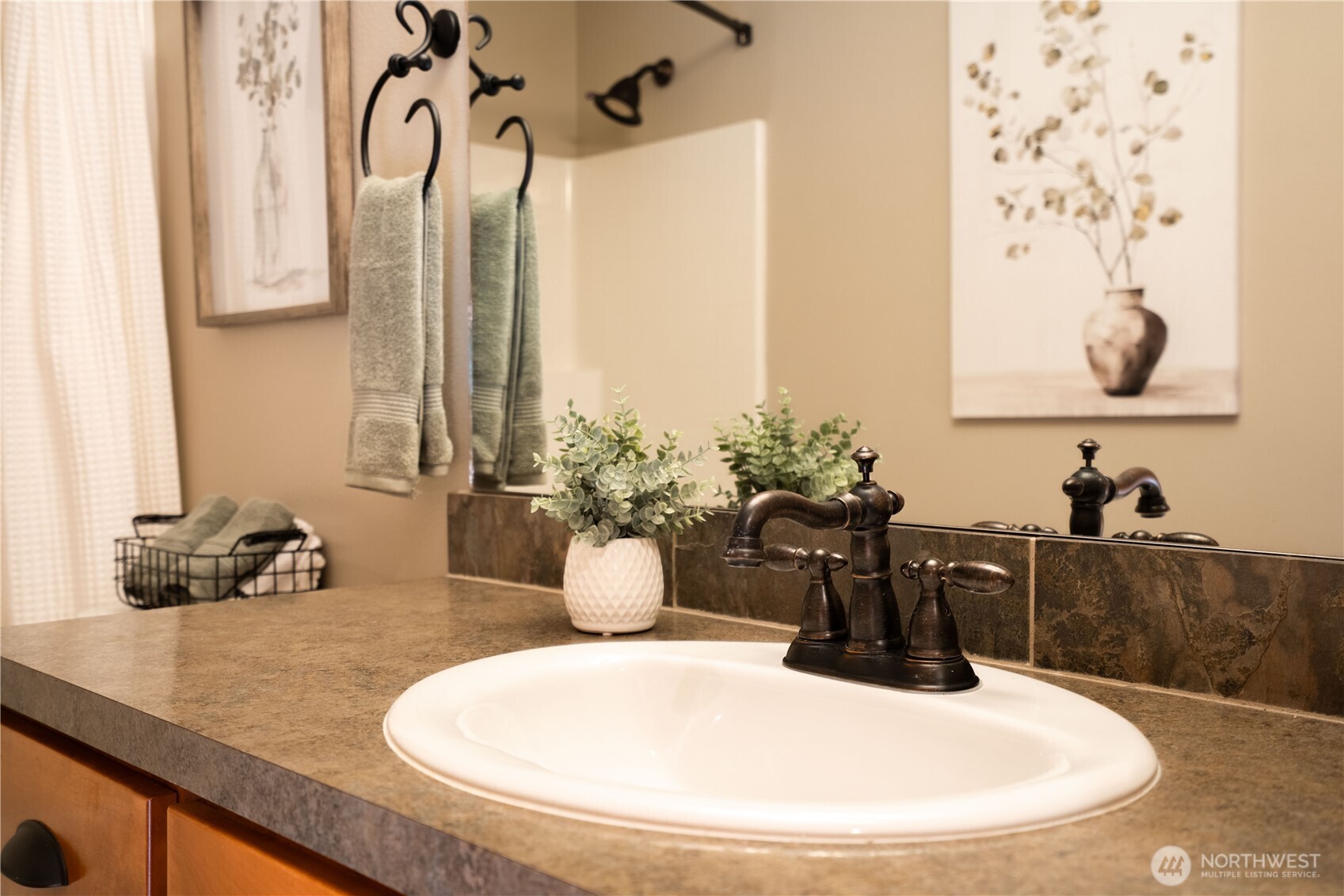 1656 Liberty Street Lynden WA 98264