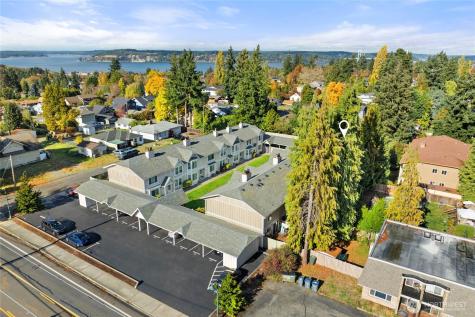 2621 Mountain View Avenue W Tacoma WA 98466