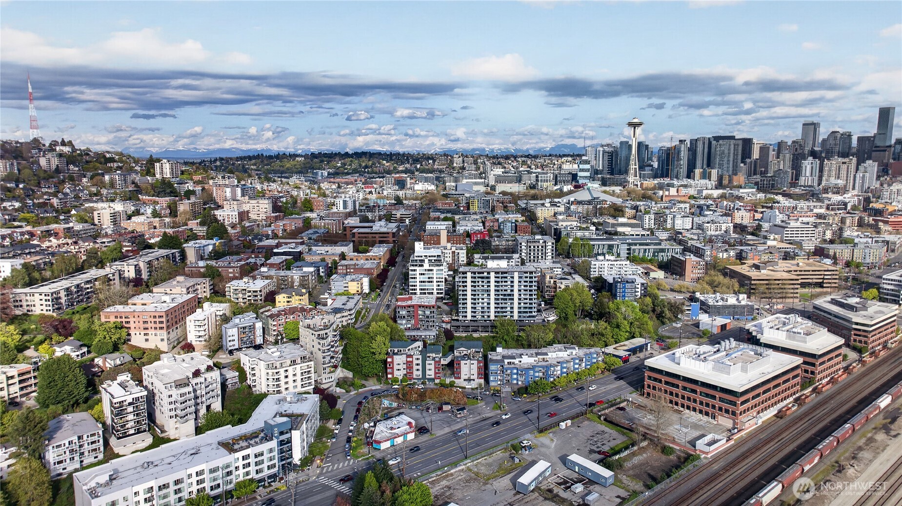 524 6th Avenue W Seattle WA 98119