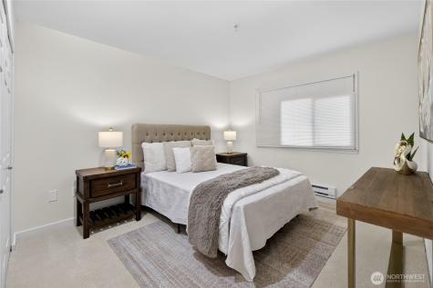 524 6th Avenue W Seattle WA 98119