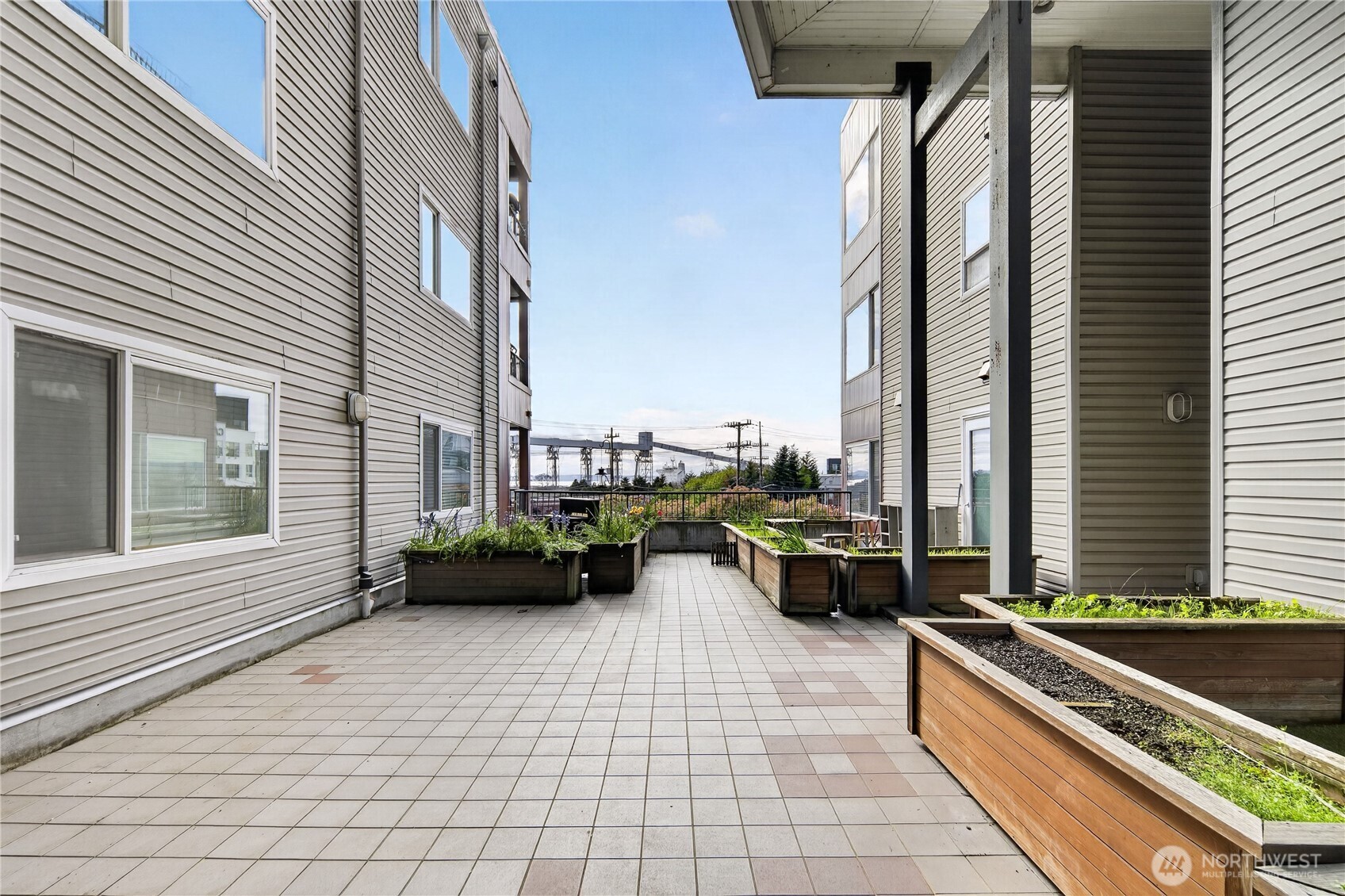 524 6th Avenue W Seattle WA 98119