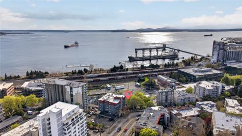 524 6th Avenue W Seattle WA 98119