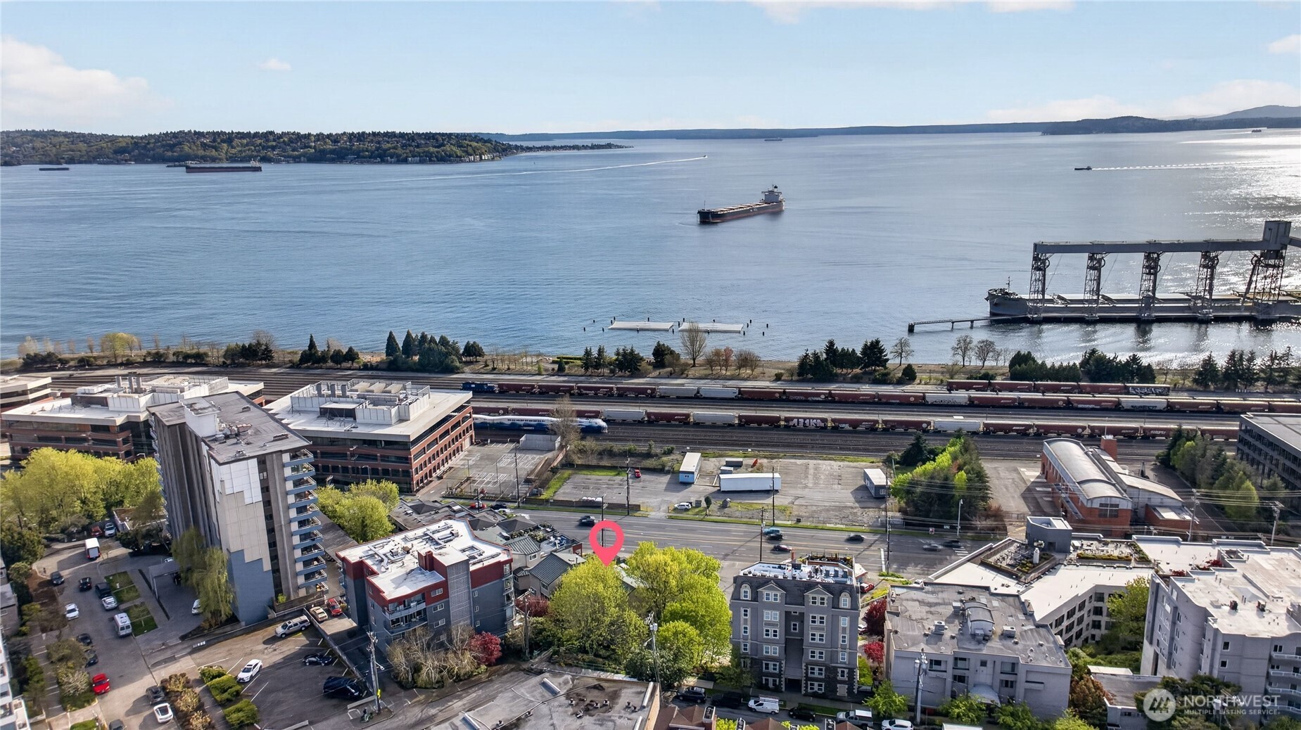 524 6th Avenue W Seattle WA 98119