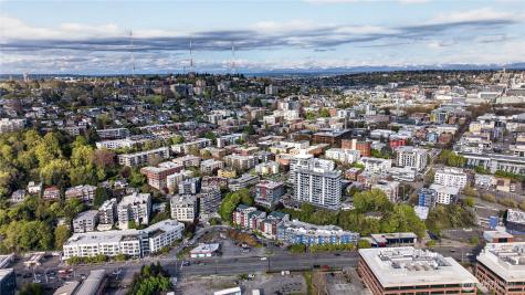 524 6th Avenue W Seattle WA 98119