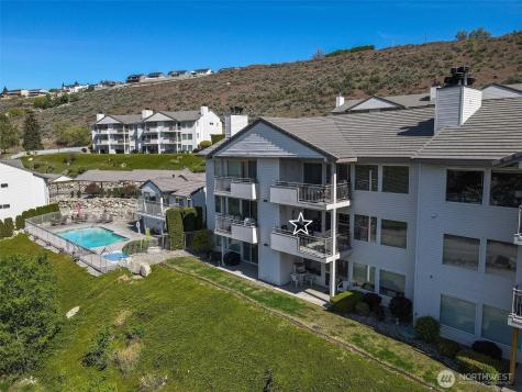 808 West Manson Highway Chelan WA 98816