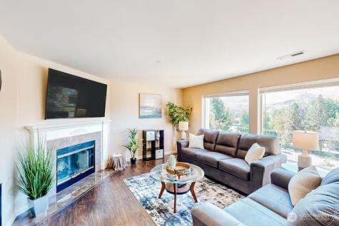 808 West Manson Highway Chelan WA 98816