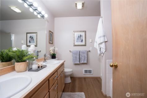 91 N Chandler Court Port Ludlow WA 98365