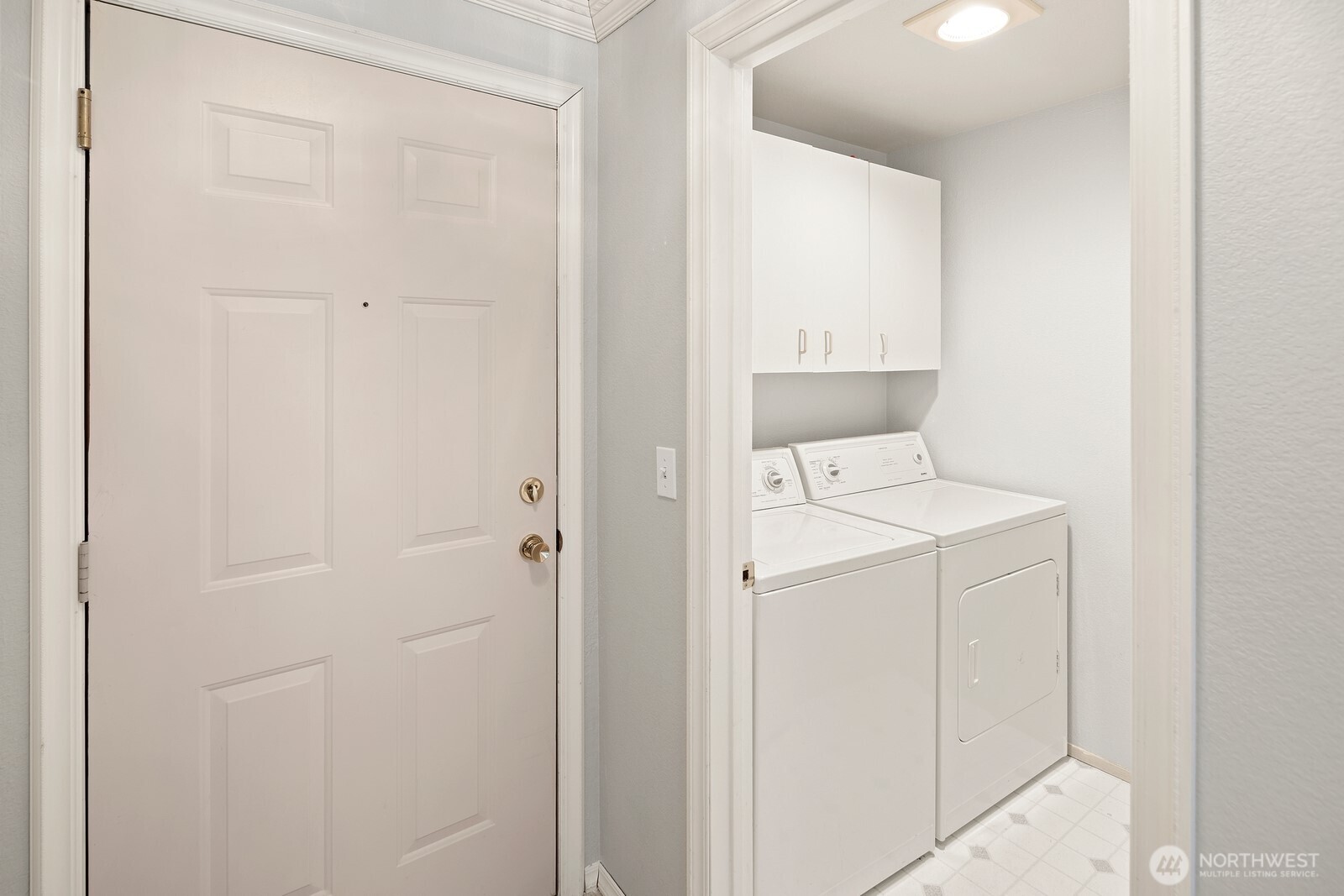 2244 13th Avenue W Seattle WA 98119