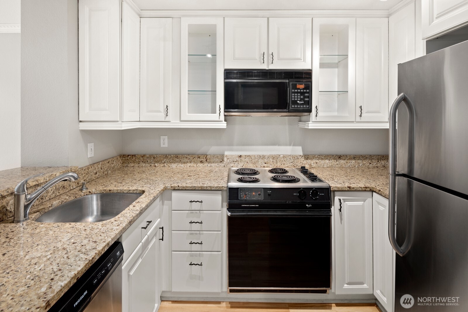 2244 13th Avenue W Seattle WA 98119
