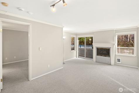 2244 13th Avenue W Seattle WA 98119