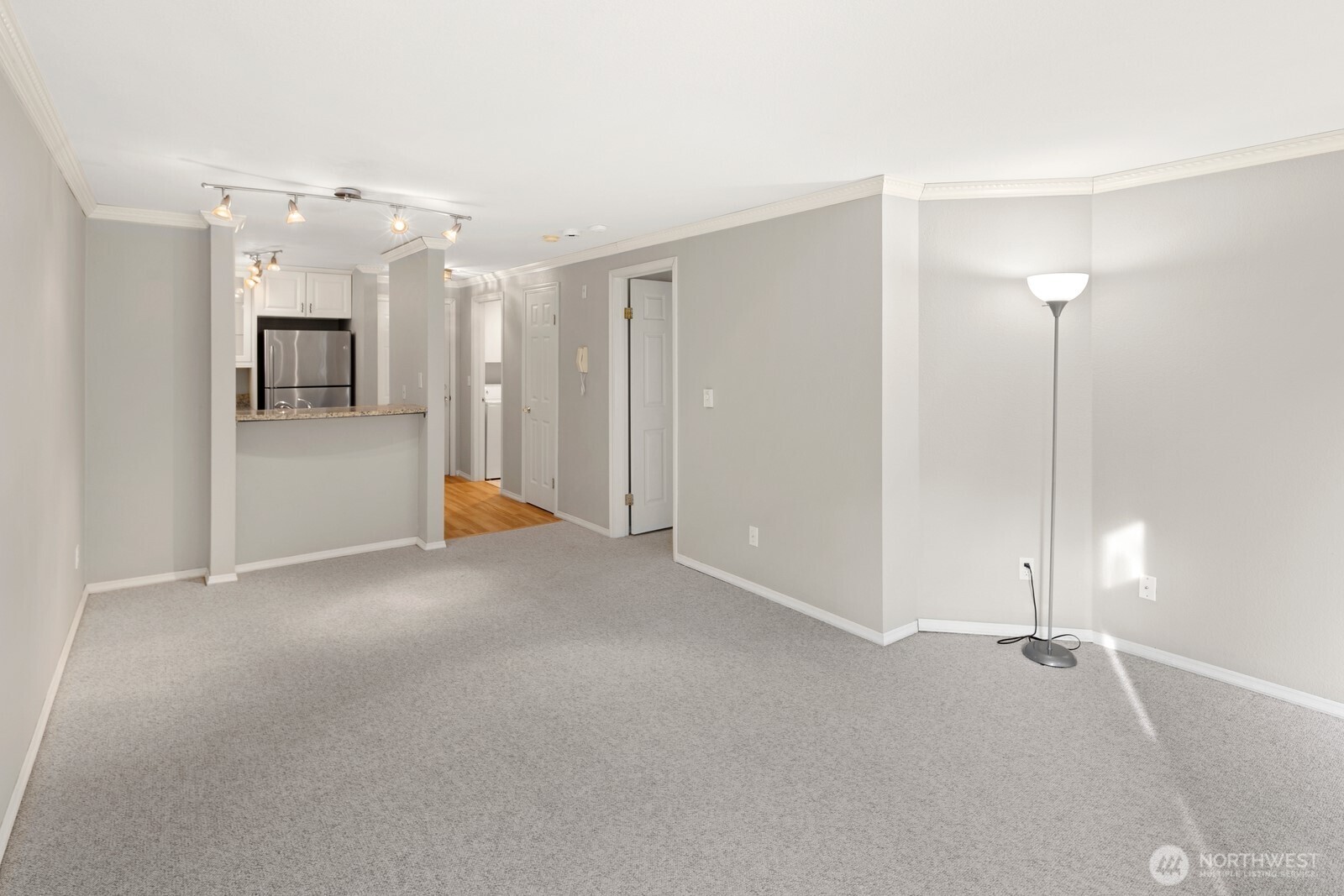 2244 13th Avenue W Seattle WA 98119