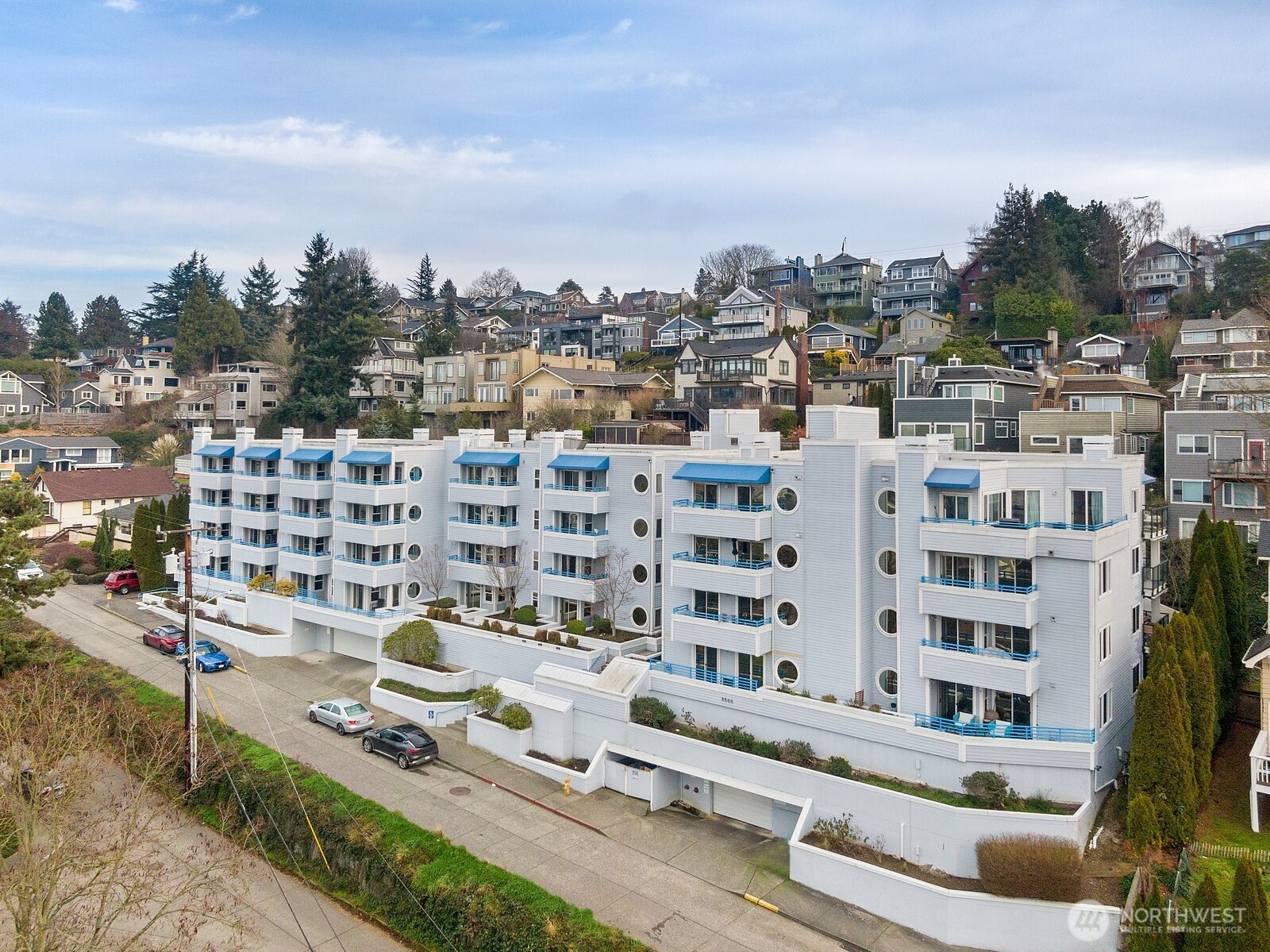 2244 13th Avenue W Seattle WA 98119
