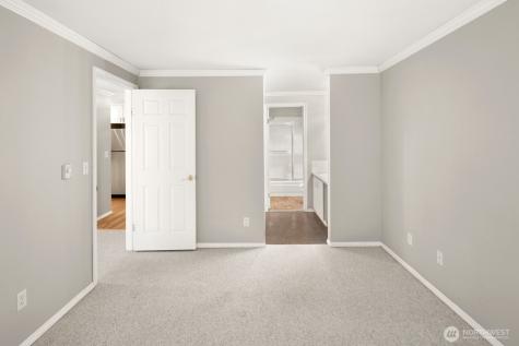 2244 13th Avenue W Seattle WA 98119