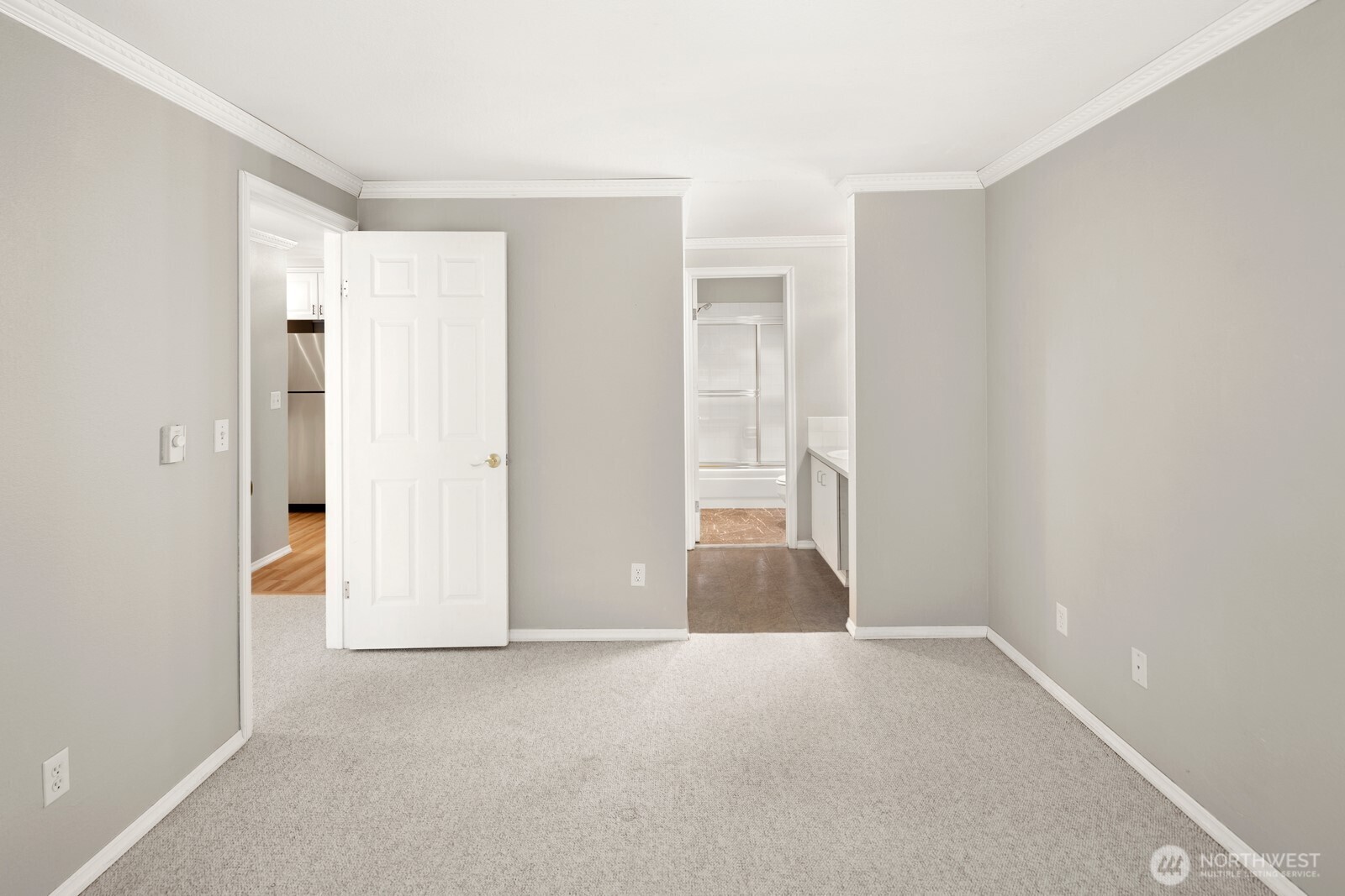 2244 13th Avenue W Seattle WA 98119